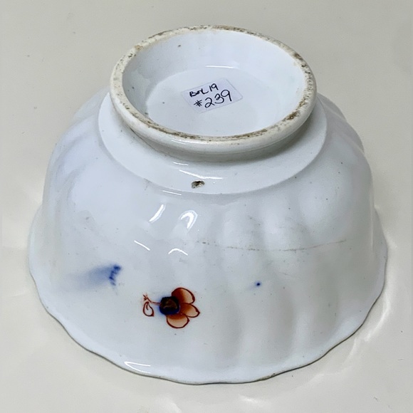 19th Century Vintage Gaudy Welsh Scalloped Buckle Pattern Footed Lusterware Bowl - Picture 8 of 16